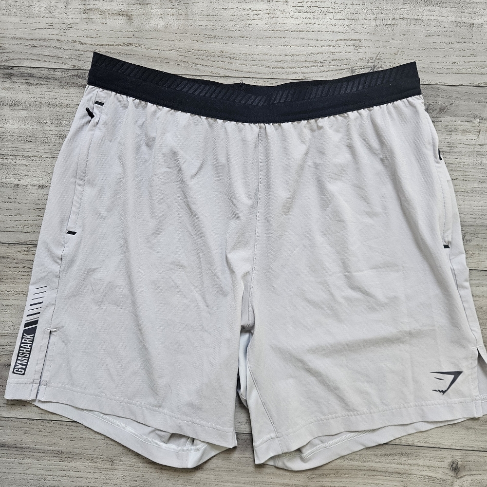 Gymshark Men's large workout Athletic Shorts